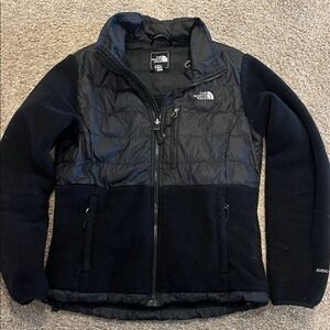 The North Face Women’s Black Fleece Puffer Jacket